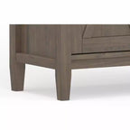 Libreria Transizionale in LEGNO MASSELLO 72"x30" con Contenitore, Ante Shaker, Ripiani a Giorno, Marrone Fumé